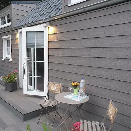 Apartment Tinyhaus Wolkenlos Familie Hamdorf *