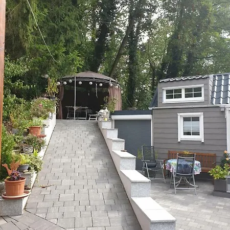 Tinyhaus Wolkenlos Familie Hamdorf