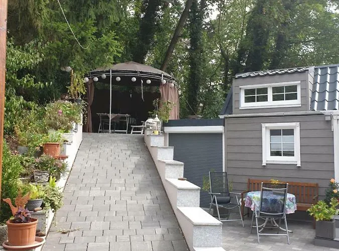 Tinyhaus Wolkenlos Familie Hamdorf